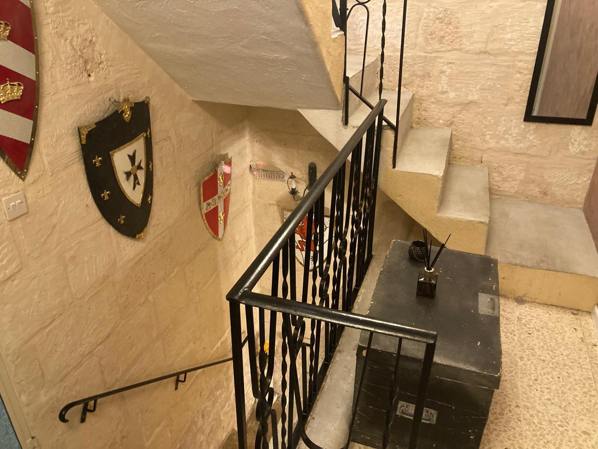 Апартаменти Charming Central Townhouse In Sliema Steps From Promenade And Sliema Ferry Екстер'єр фото